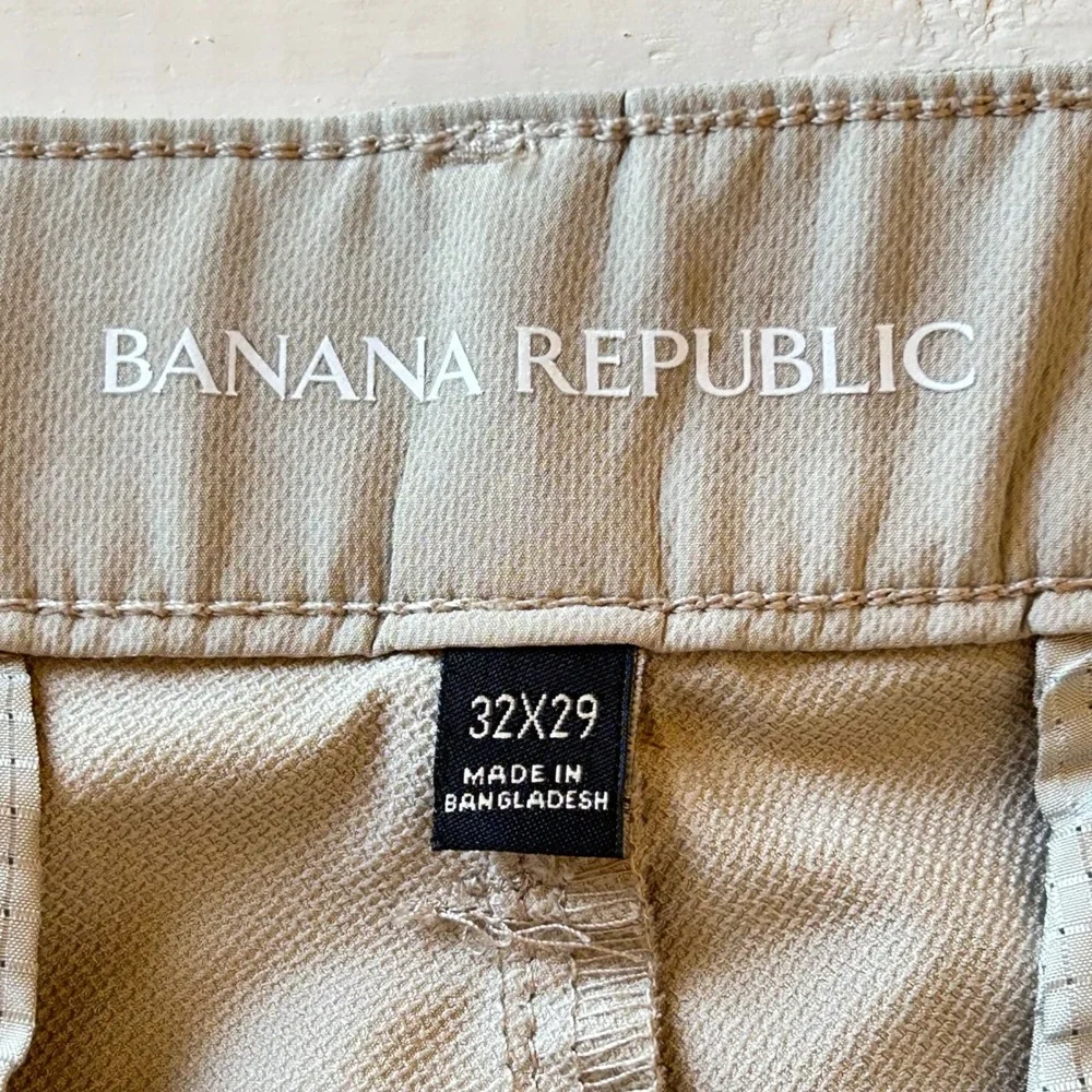 Banana‎ Republic Wari Tech Pants Mens 32x29 Light Khaki Tan Performance Trousers